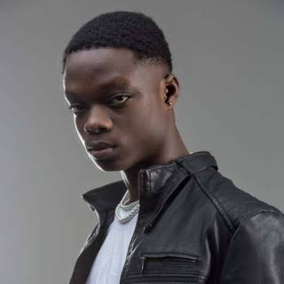 Celebrity Dj Starkeed – Mukutu dance